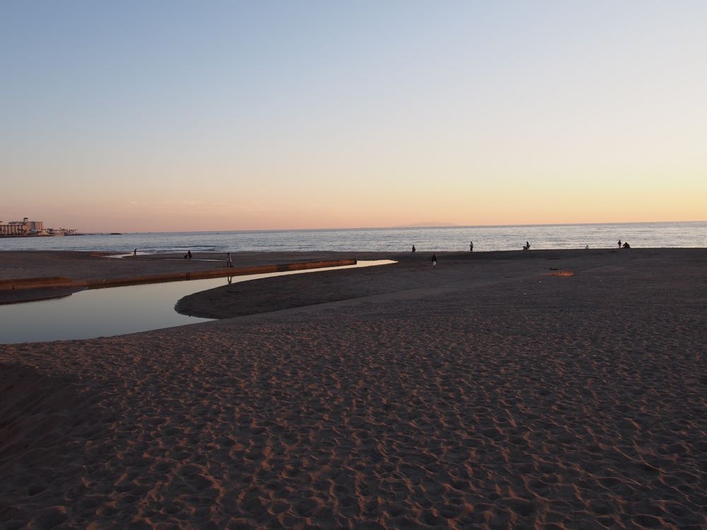 Yuigahama Bay in the sunset